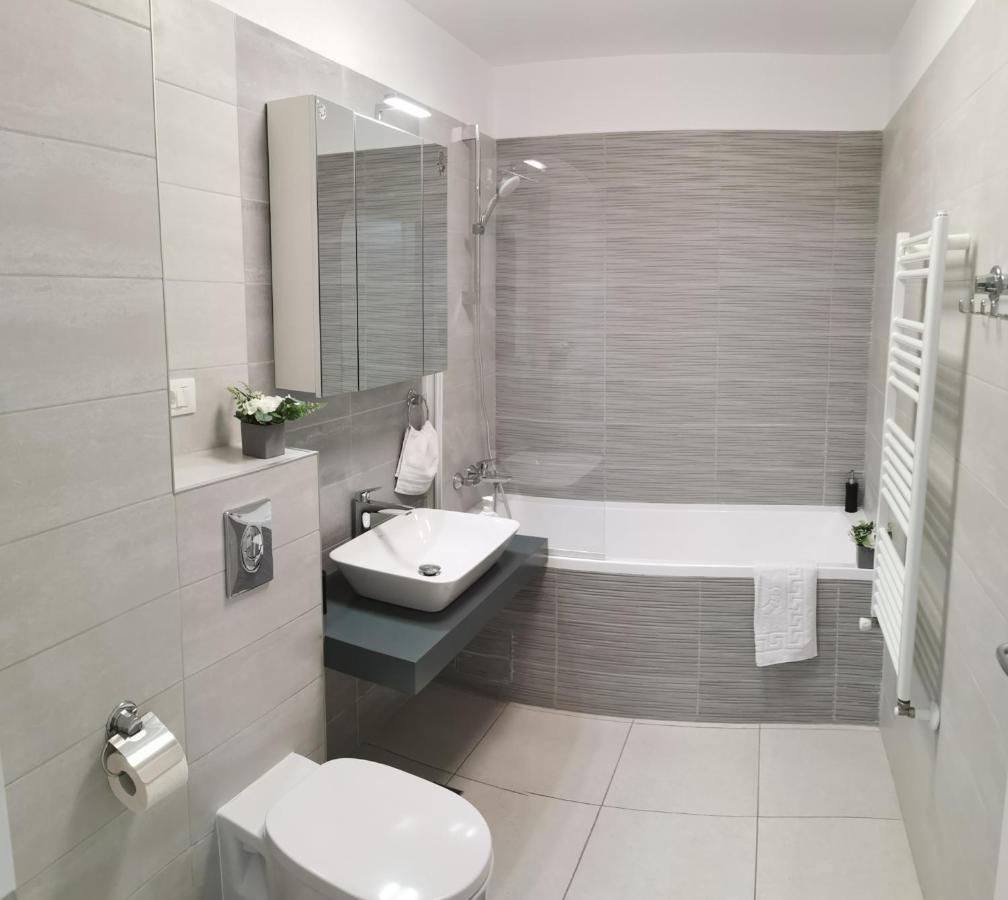 Marimonti Apartment Brassó Kültér fotó